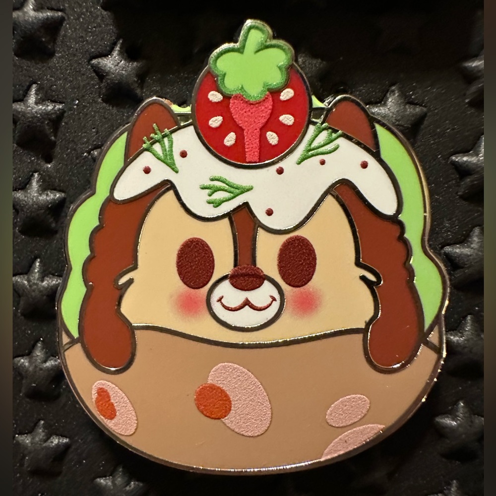 ✨3 for $32✨ Chip Munchling Mystery Pin